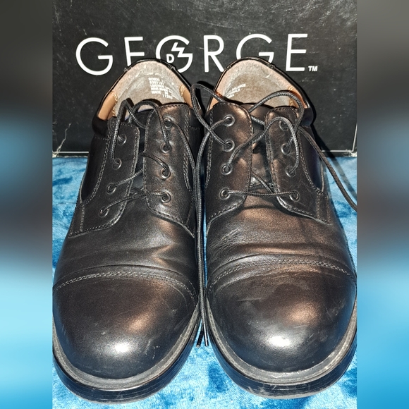 Men's Dress Shoes - Picture 3 of 10